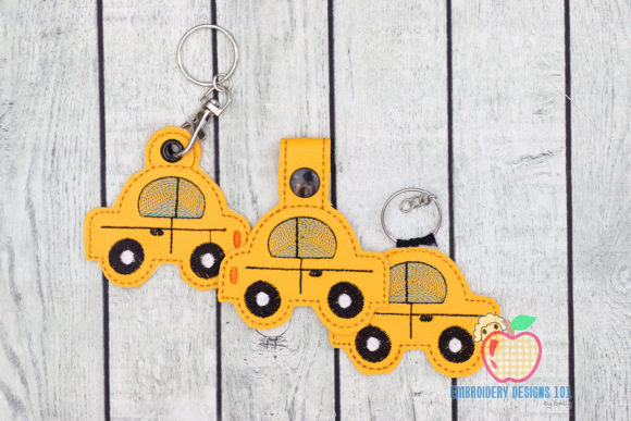 Review: Old Vintage Car Keyfob Keychain ITH